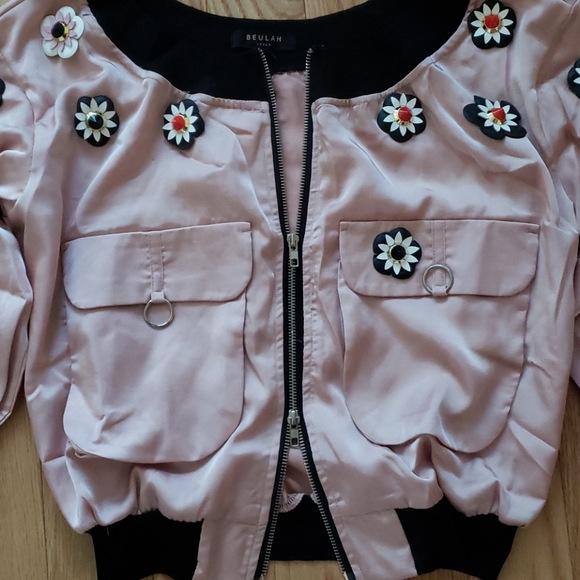 Jacket - Picture 2 of 6